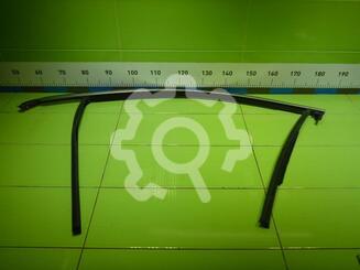 Уплотнитель стекла двери Geely Monjaro I 2021 - н.в.