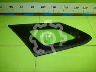 Стекло кузовное глухое левое Lada Vesta 2015 - н.в.