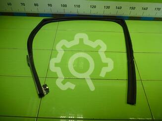 Уплотнитель стекла двери Lada Vesta 2015 - н.в.