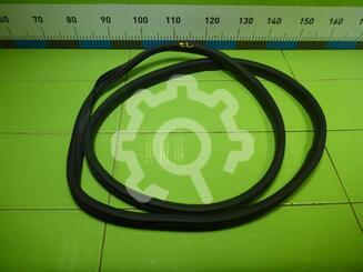 Уплотнитель двери Lada Vesta 2015 - н.в.