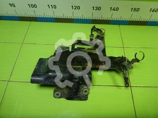 Кронштейн (кузов снаружи) Mazda 5 I [CR] 2005 - 2010
