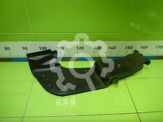 Воздухозаборник (внутри) Mazda 5 I [CR] 2005 - 2010