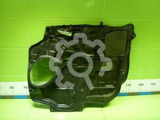 Обшивка двери передней правой Mazda 5 I [CR] 2005 - 2010