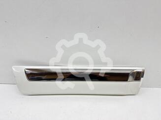 Накладка двери задней правой Toyota Land Cruiser [200] 2007 - 2021