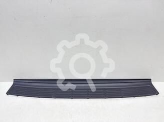 Накладка бампера заднего Toyota Land Cruiser [200] 2007 - 2021