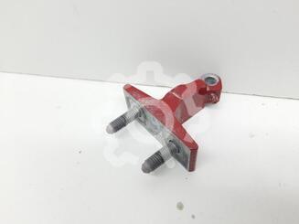 Петля двери передней Mercedes-Benz A-klasse IV W177 2018 - н.в.