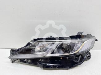 Фара левая Toyota Camry VIII [XV70] 2017 - н.в.