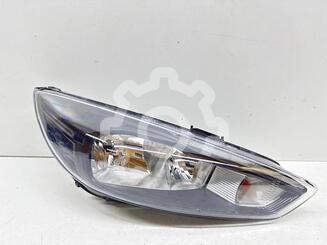 Фара правая Ford Focus III 2011 - 2019