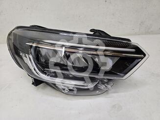 Фара правая Lada Vesta 2015 - н.в.