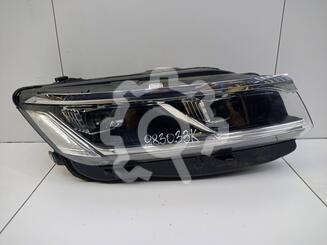 Фара правая Volkswagen Touareg III 2018 - н.в.