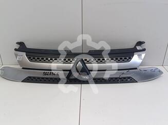 Решетка радиатора Mitsubishi Outlander III 2012 - 2024