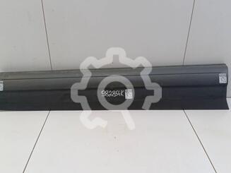 Накладка двери передней правой Volkswagen Tiguan I 2007 - 2016