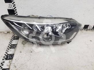 Фара правая Renault Kaptur 2016 - н.в.