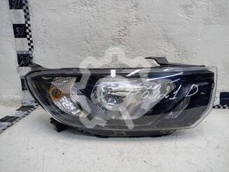 Фара правая Lada Granta 2011 - н.в.