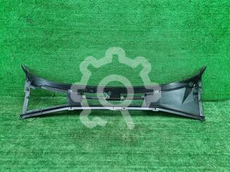 Решетка стеклооч. (планка под лобовое стекло) Lada Niva 2020 - н.в.