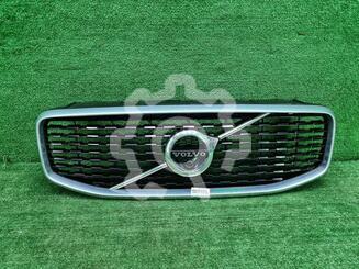 Решетка радиатора Volvo XC60 II 2017 - н.в.