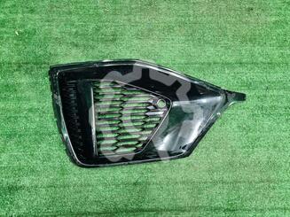 Решетка в бампер Audi Q8 I 2018 - н.в.