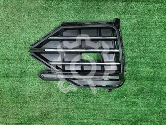 Решетка в бампер Volkswagen Touareg III 2018 - н.в.