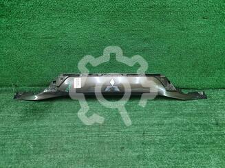 Накладка (кузов внутри) Mitsubishi Outlander III 2012 - 2024