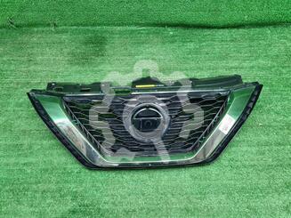 Решетка радиатора Nissan Qashqai (J11) c 2014 г.