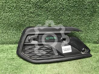 Решетка в бампер Lada Vesta 2015 - н.в.