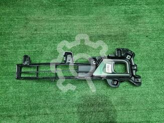 Рамка фары противотуманой левой Toyota Land Cruiser [200] 2007 - 2021