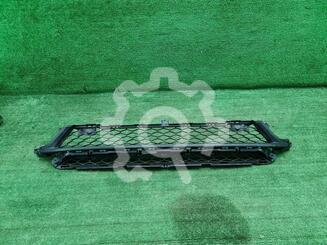 Решетка в бампер Lada Vesta 2015 - н.в.