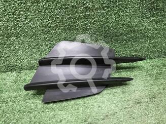 Накладка бампера переднего Mercedes-Benz C-Klasse IV W205 2014 - 2021