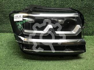 Фара правая Volkswagen Teramont I 2017 - 2023