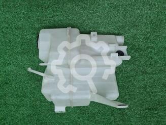 Бачок омывателя лобового стекла Toyota Camry VIII [XV70] 2017 - н.в.