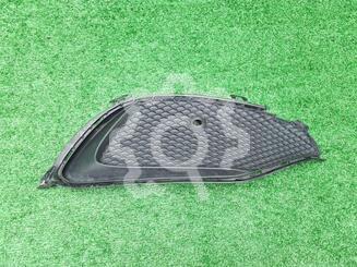 Накладка бампера переднего Mercedes-Benz A-klasse III W176 2012 - 2018