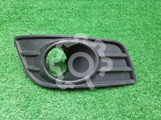 Рамка фары противотуманой правой Suzuki SX4 I (Classic) 2006 - 2014