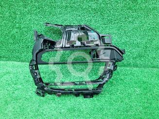 Решетка в бампер Porsche Panamera II 2016 - 2023