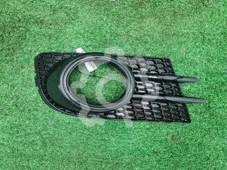 Рамка фары противотуманой правой Volkswagen Tiguan I 2007 - 2016