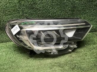 Фара правая Lada Vesta 2015 - н.в.