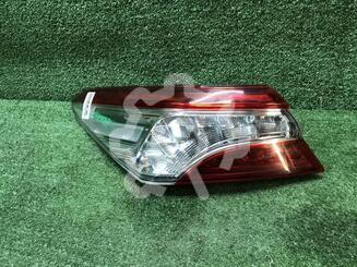 Фонарь задний наружный левый Toyota Camry VIII [XV70] 2017 - н.в.