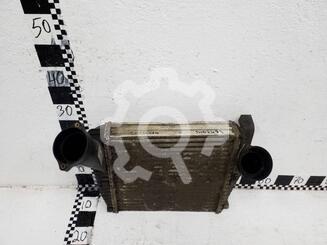 Радиатор дополнительный системы охлаждения Audi Q7 I 2005 - 2015