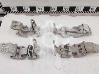 Петля двери Peugeot Boxer c 2006 г.